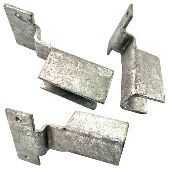 Security Rail Bracket in galvanised steel. Sizes: 30x30mm, code: SRB620-92SV; 40x40mm, code: SRB620-92. Australian Made. Brand: Downee. Shop Tubular Fencing and Brackets online chain.com.au. Australia wide shipping.