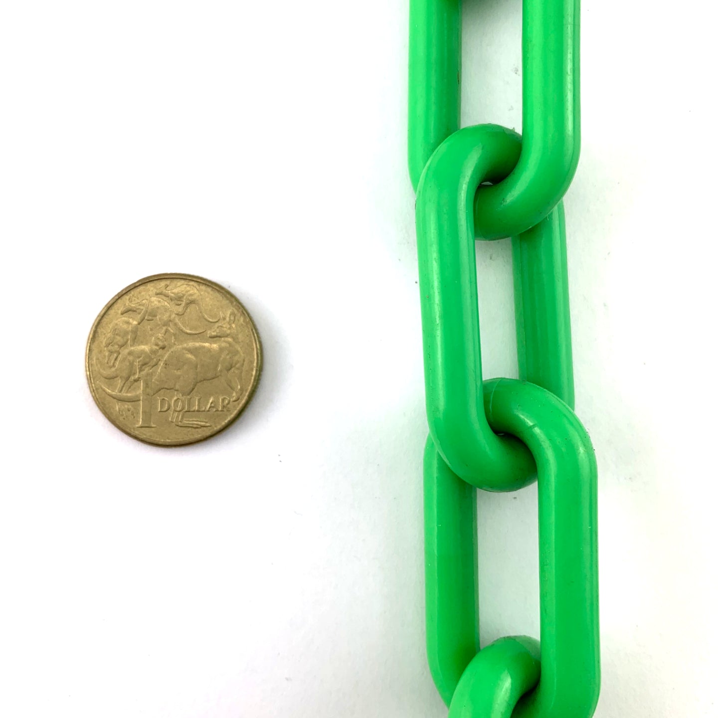 Green plastic chain UV stabilised, size 8mm, 30-metre reel. Australia.