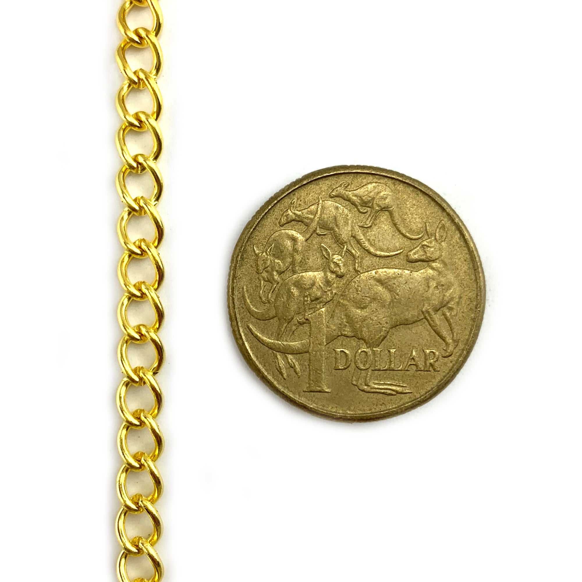 Curb oval jewellery chain is available in gold-plated and silver-plated finishes. Australia