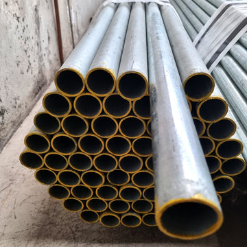 Galvanised Pipes. Sizes: 25NB (34mm Outside Diameter), 32NB (42mm Outside Diameter), 40NB (48mm Outside Diameter). Shop Fence and Gate Fittings online. Australia wide shipping. Chain.com.au
