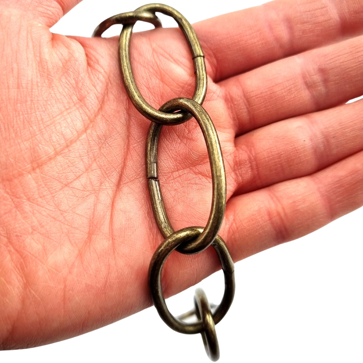 Lighting Chain in Antique Bronze, size 3.2mm. Order chain by the metre or 30-metre reel. Delivery Australia wide.