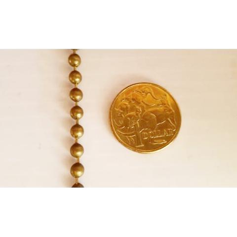Decorative ball chain in brass finish, size 4.5mm. Order by the metre.