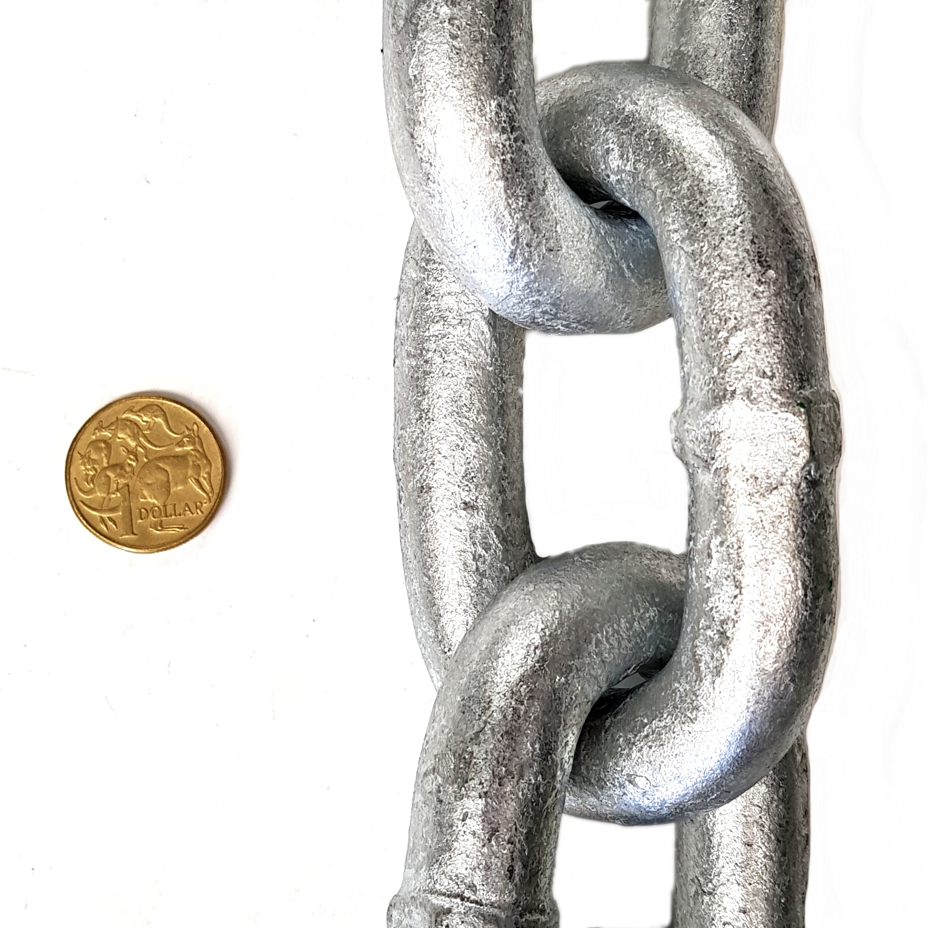 5mm galvanised welded link steel chain in a 25kg bucket. 3 metres of chain.