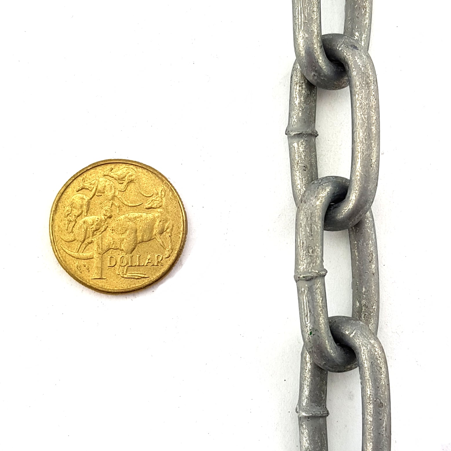 5mm galvanised welded link steel chain in a 25kg bucket. 48 metres of chain. Australia.